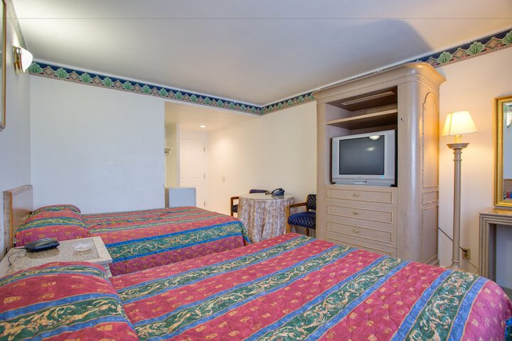 Room 23 of 39