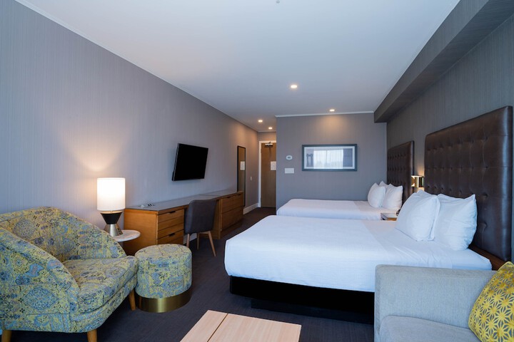 Room 48 of 67