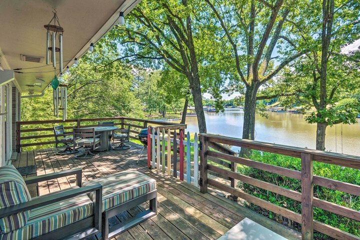 Updated Deck & Dock: Lakefront Home in Hot Springs