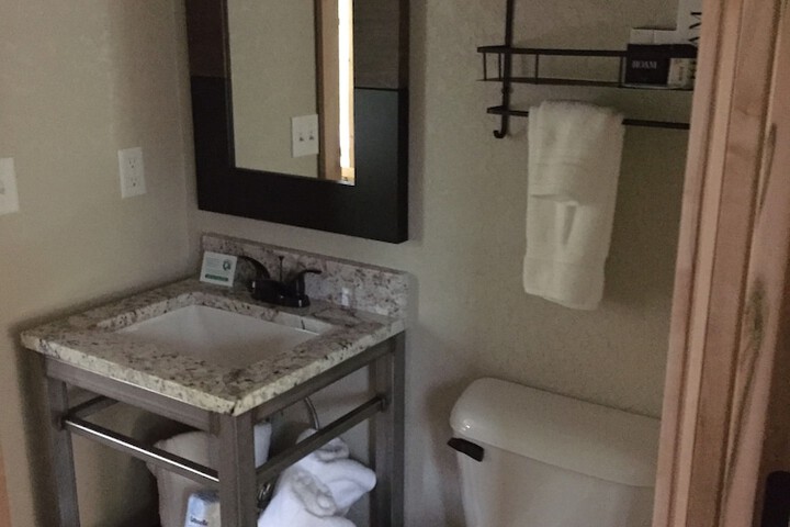 Room 52 of 70