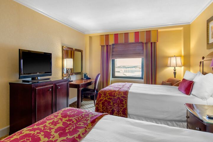 Room 18 of 139