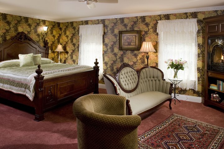 Room 54 of 61