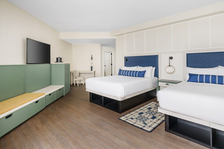 Room 21 of 73