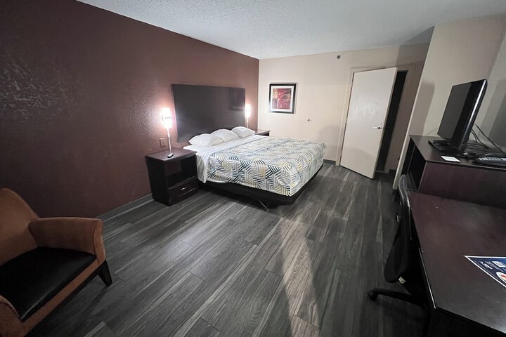 Room 20 of 31