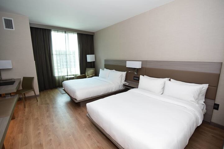 Room 55 of 116