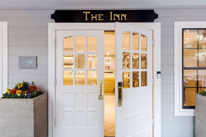 Hotel 10 of 84