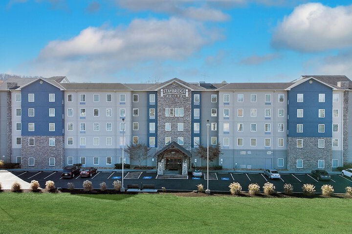 Staybridge Suites Oak Ridge by IHG