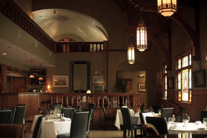 Dining 102 of 113