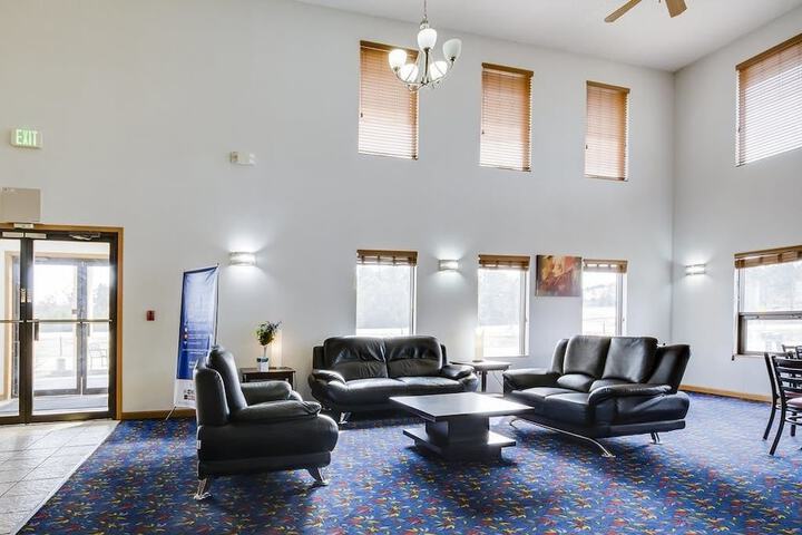 Hotel Interior 10 of 38