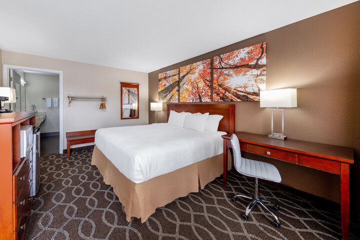 Room 17 of 26