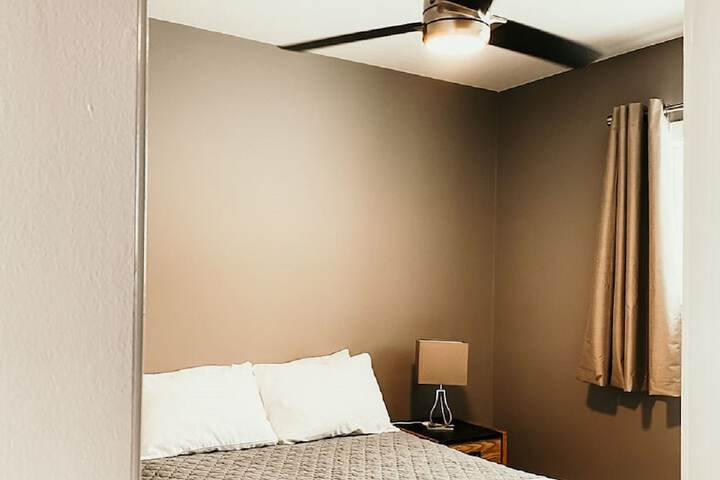 Room 12 of 26