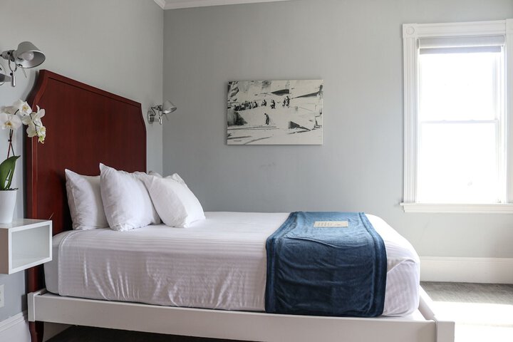 Emerson Inn