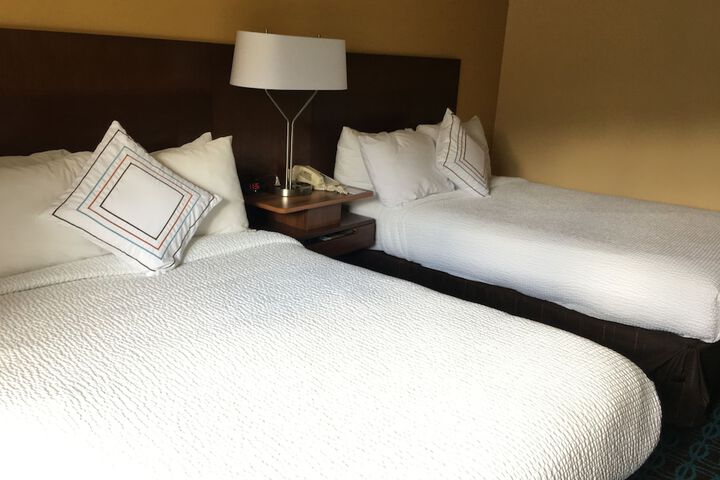 Room 43 of 76