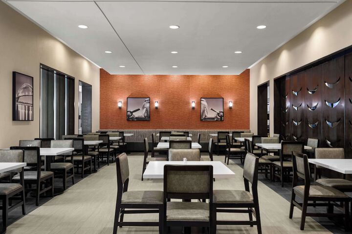 Embassy Suites Newark Airport