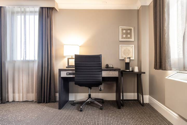 Room 72 of 354