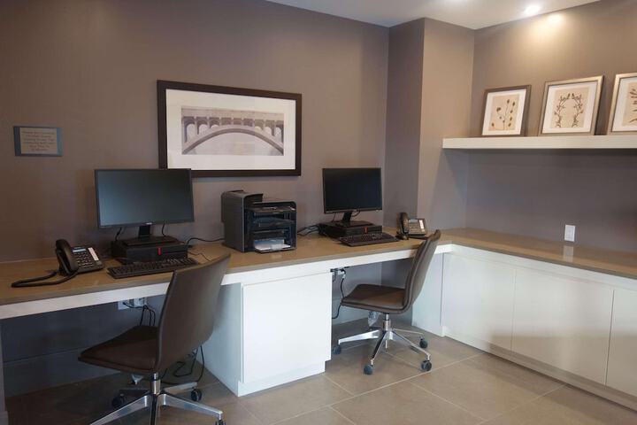 Business Center 24 of 24