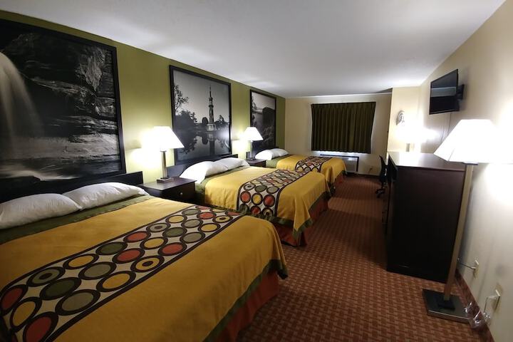 Room 46 of 73