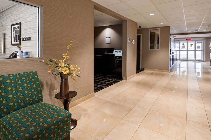 Hotel Interior 9 of 49