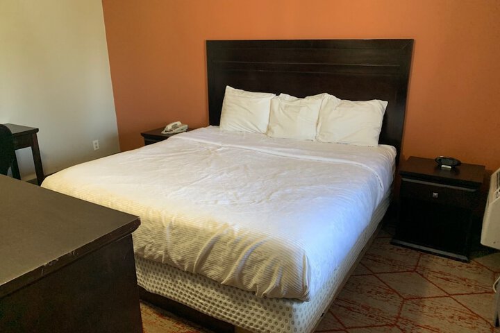 Stadium View Inn