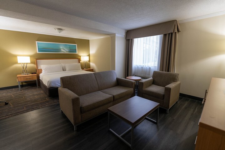 Holiday Inn Greenville by IHG