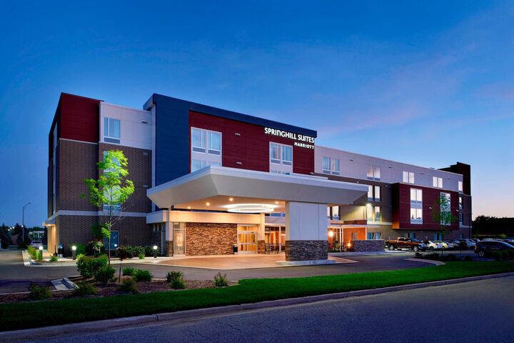 Hotel 2 of 27