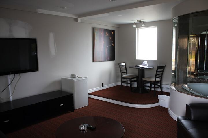 Grand Motel Saint-Hubert