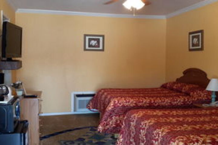 Thunderbird Motel