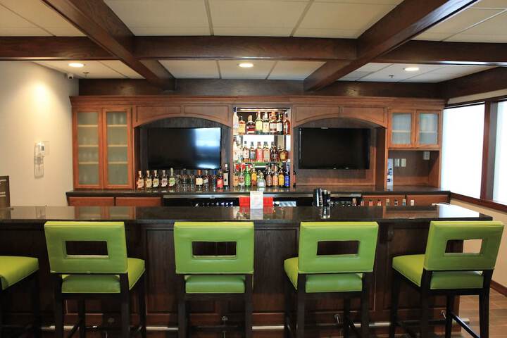 Wyndham Garden Fort Wayne