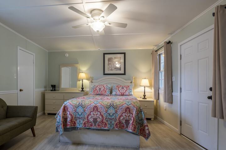Room 76 of 309