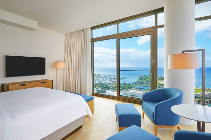 Room 46 of 112