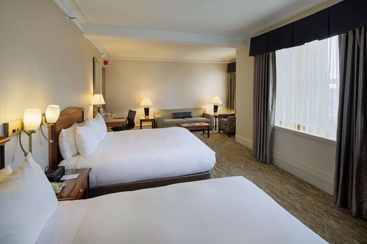 Hilton Cincinnati Netherland Plaza