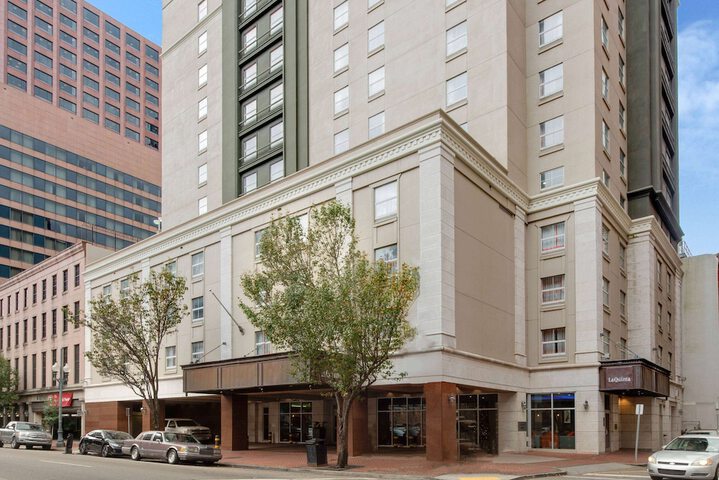 Hotel 2 of 65