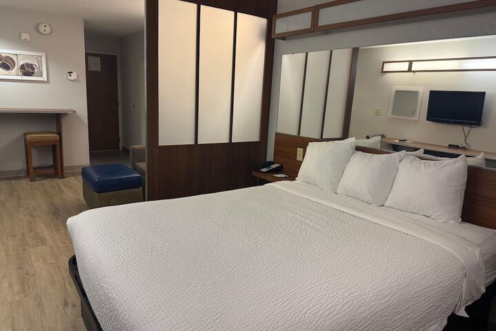 Microtel Inn & Suites by Wyndham Dickson City / Scranton