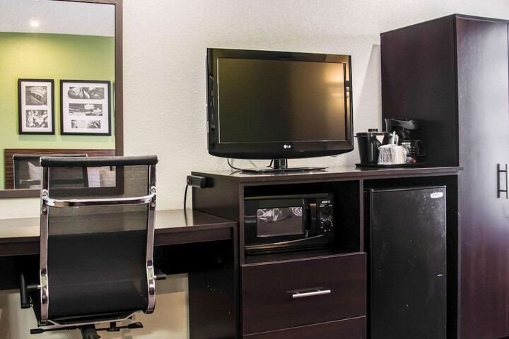 Room 40 of 47