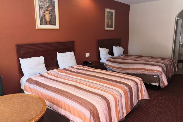 Room 21 of 35