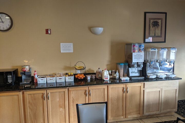 Breakfast/Coffee Service 49 of 49
