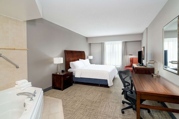 Room 12 of 32