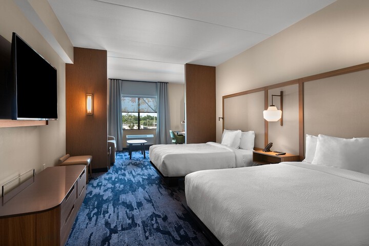 Room 15 of 28
