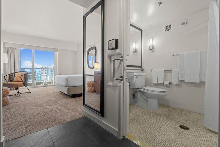 Ala Moana Hotel by Mantra