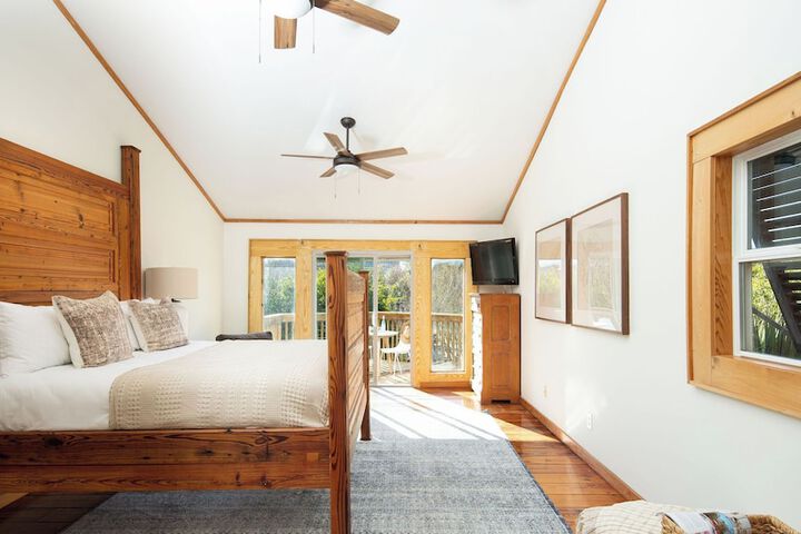 Raven by Avantstay Entertainers Dream w / Pool Hot Tub, Game Room! 9 Brs!