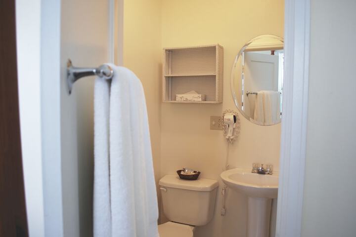 Room 170 of 217