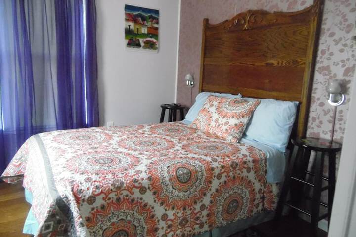 Room 8 of 37