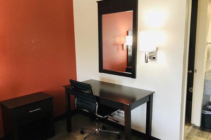 Room 19 of 45
