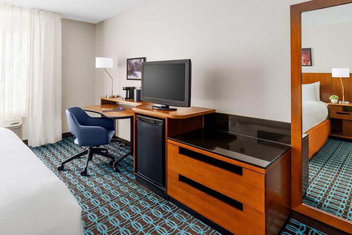 Room 30 of 36
