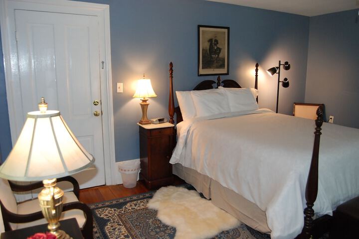 Room 37 of 80