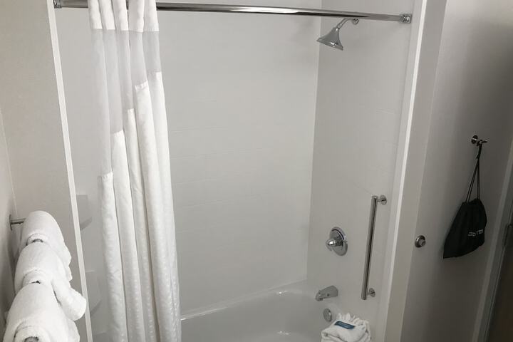 Room 17 of 31