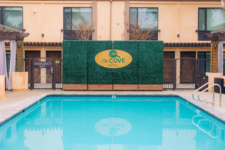 Pool 6 of 52