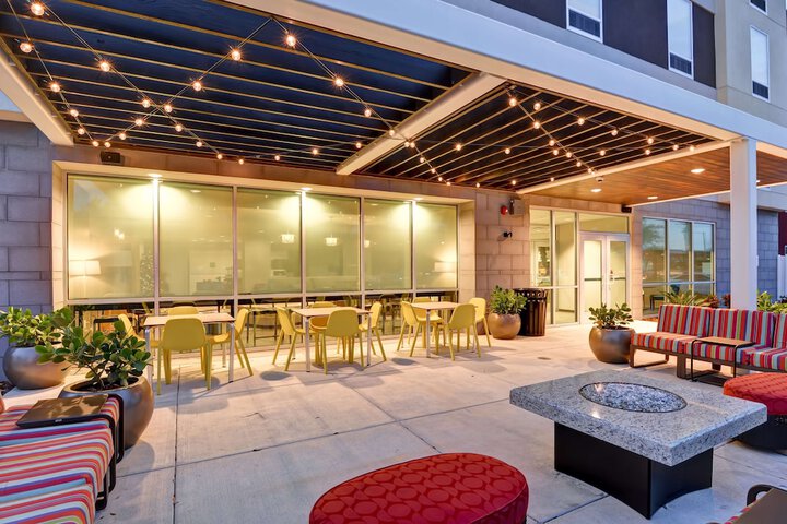 Terrace/Patio 36 of 37