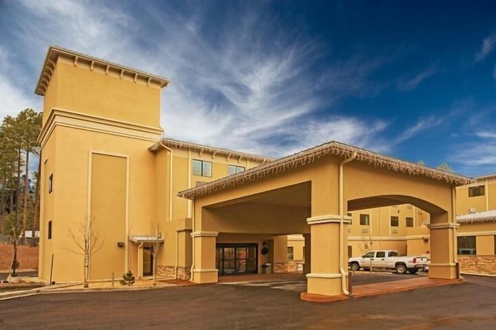 Hotel 2 of 56