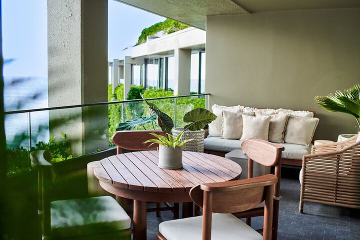 1 Hotel Hanalei Bay